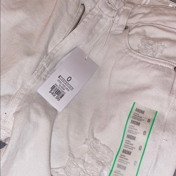 White size0 highrise mom jeans;never worn with tag - Picture 3 of 5